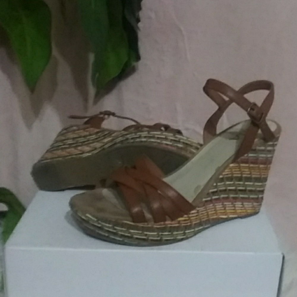 Wedges - Picture 3 of 5